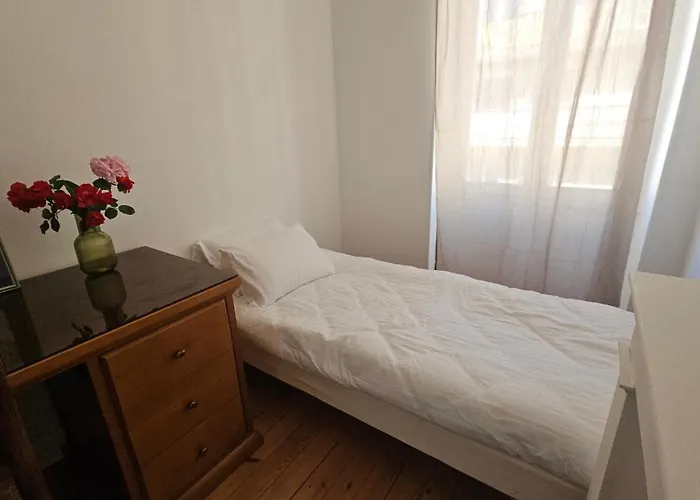 Le Jardin Cafe Homestay szállás Bordeaux